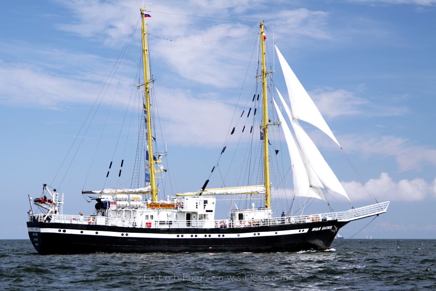 Zlot Żaglowców Gdynia 2009. Regaty (CUTTY SARK) “The Tall Ship`s Races” cz 2 z 2. 330