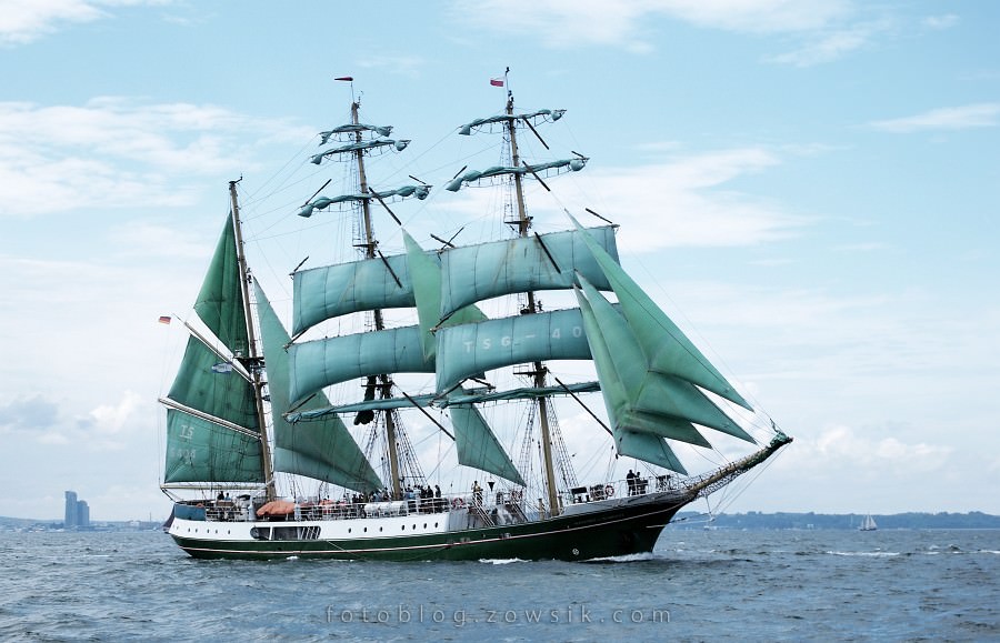 Zlot Żaglowców Gdynia 2009. Regaty (CUTTY SARK) “The Tall Ship`s Races” cz 2 z 2. 353