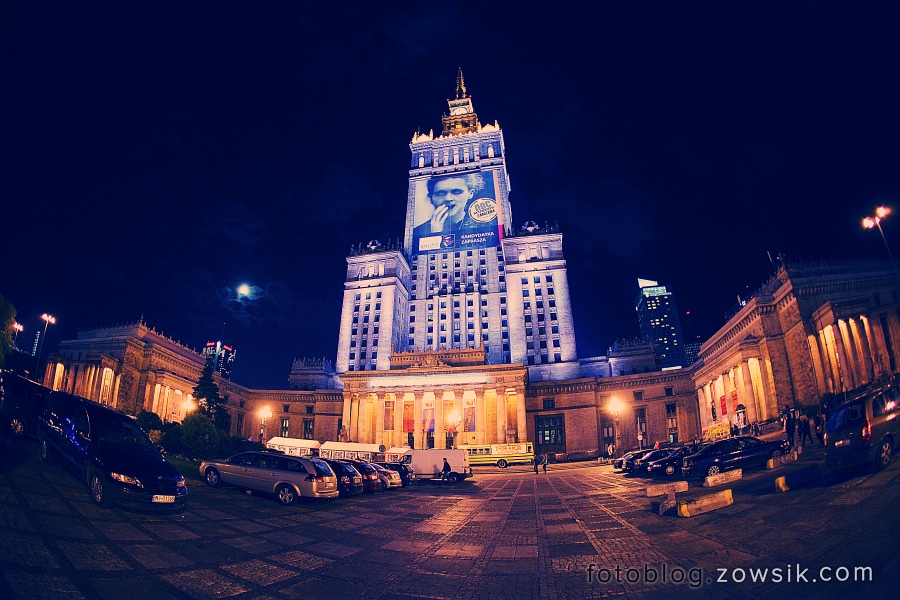 Noc Muzeów 2011 Warszawa - Pałac Kultury i Nauki, w dzień i w nocy. 473
