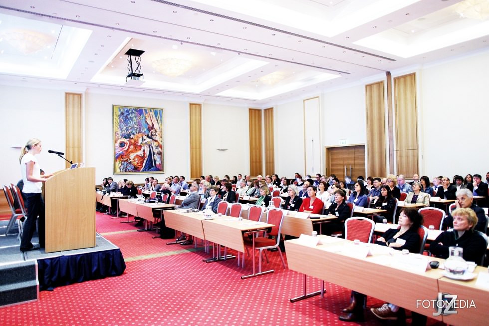 ECDC and WHO European Regional Influenza surveillance meeting. 2012. Warszawa. Obsługa fotograficzna konferencji. 524