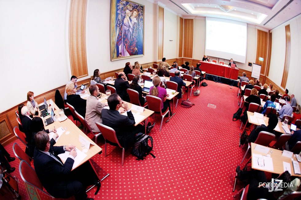 ECDC and WHO European Regional Influenza surveillance meeting. 2012. Warszawa. Obsługa fotograficzna konferencji. 388